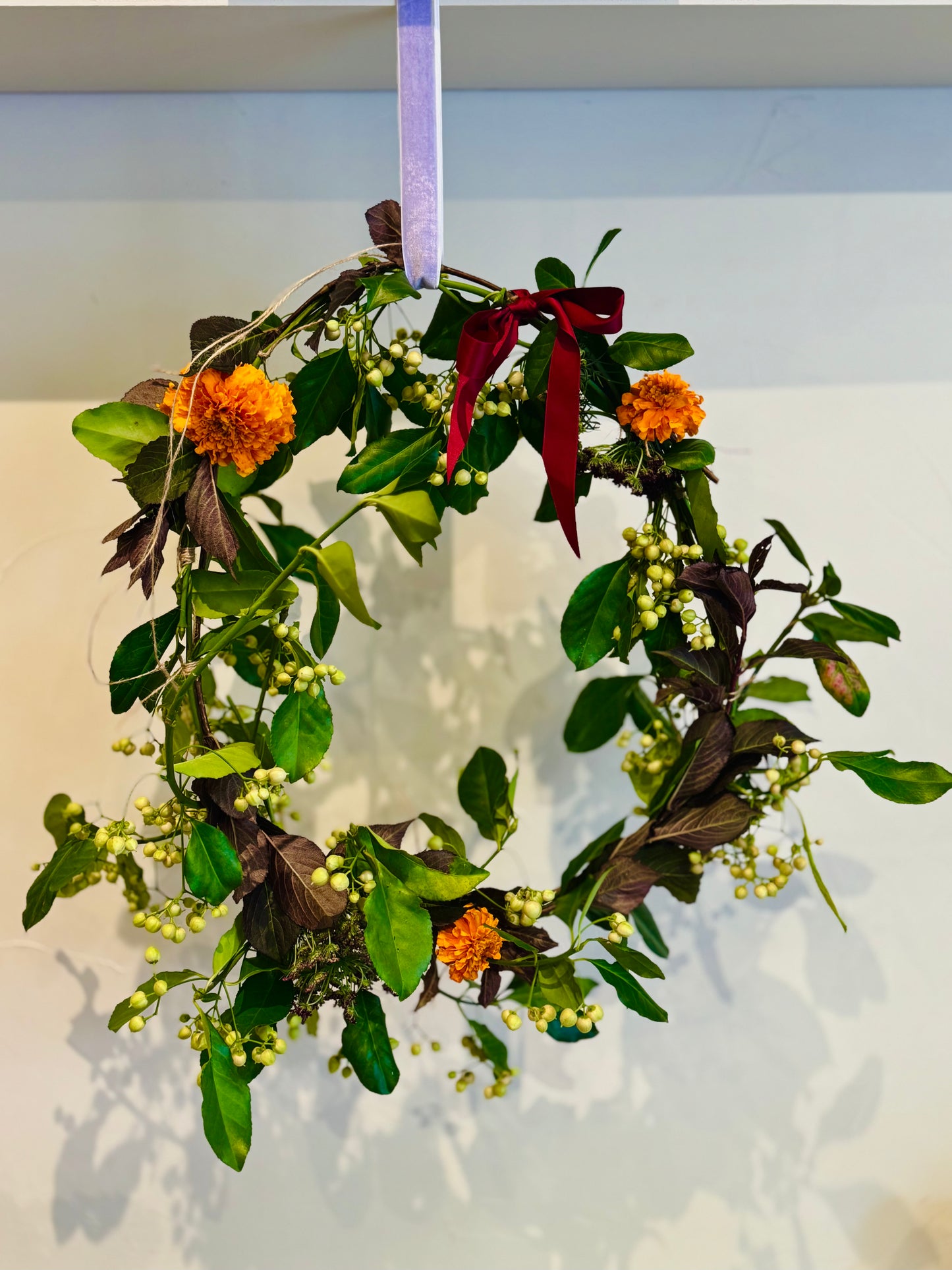 workshop biologische bloemen krans maken team uitje kerst creatieve activiteit